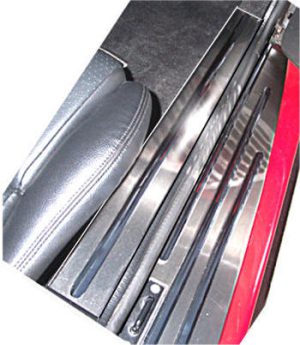 Dodge Viper (1992-2002) Outer Door Sills Etched with "VIPER" Highly Polished