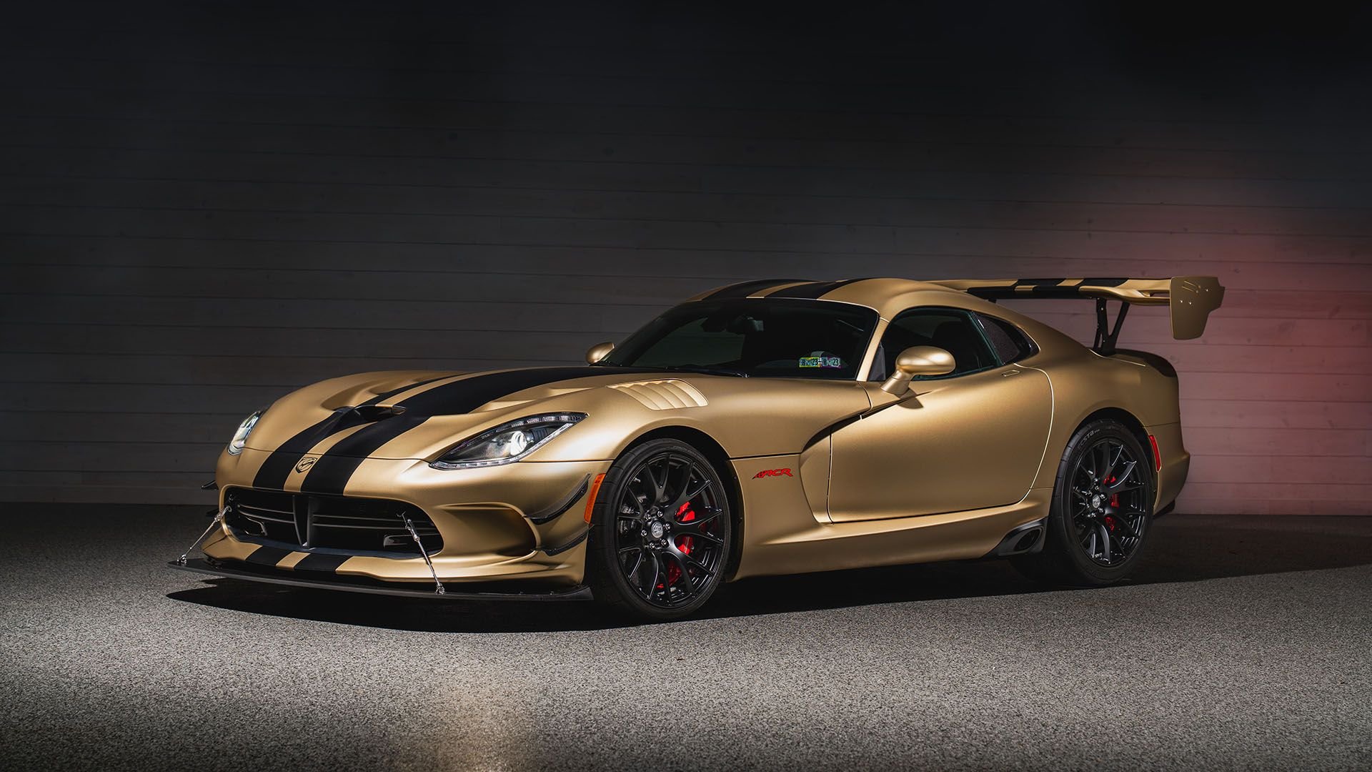 2017-dodge-viper-gtc-acr-extreme-aero-package